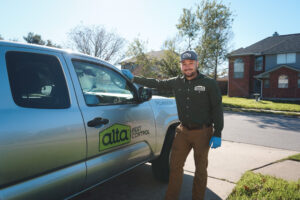 Alta tech about to perform spider control in Las Vegas